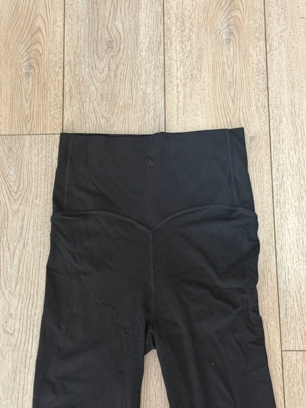 Vitality size medium maternity leggings - Picture 4 of 5